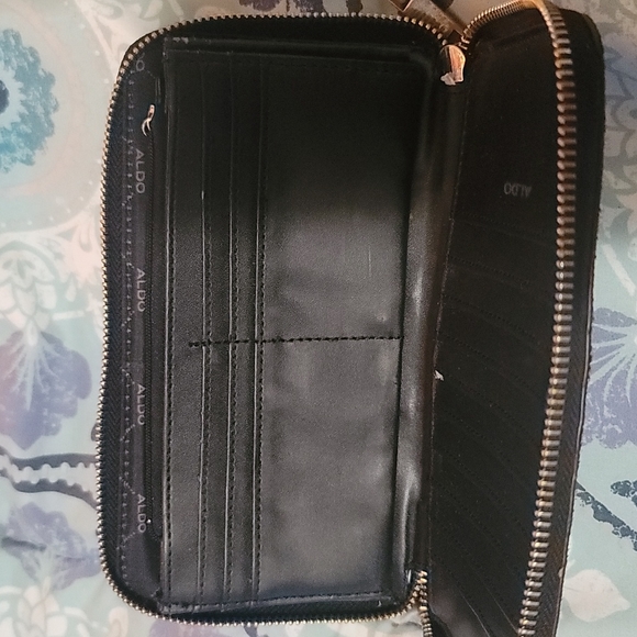 Aldo wallet - Picture 3 of 5